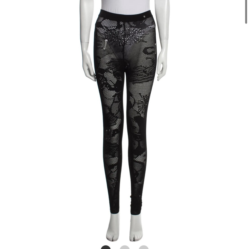 Chanel Leggings